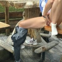 20260205-Public Piss auf der Sonnenterasse in Bergen